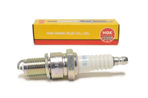 [NGK-7131] NGK BPR6ES SPARK PLUG 7131 Genuine Lawnmower Original