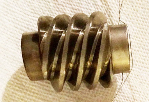 [BS-1709667SM] Briggs &amp; Stratton Genuine 1709667SM GEAR WORM 0.751ID 2.3 Replacement Part
